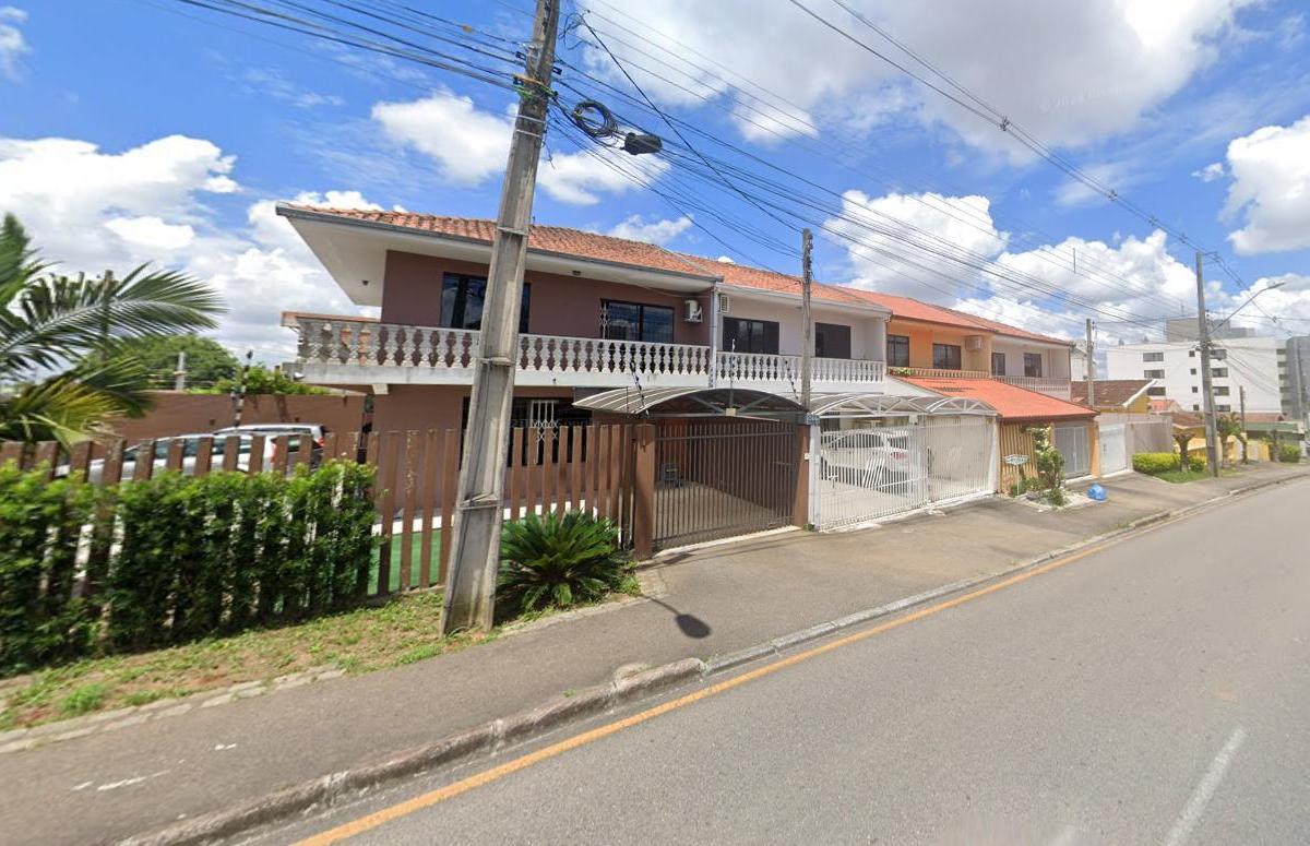 sobrados para comprar em curitiba novomundo